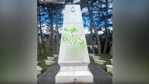 Pietne miesto terčom útoku! Vandali poškodili pamätník tureckých vojakov