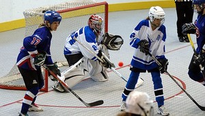 Hokejbalistky opäť neinkasovali, Švajčiarkám nadelili šesť