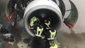 Pre starenku (80) evakuovali lietadlo. Let zdržala o päť hodín