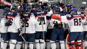 Kto s kým spí? Brankár Laco spí sám, vieme dôvod