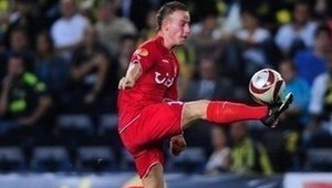 Stoch opäť exceloval, dvoma gólmi zariadil výhru Twente nad Bredou