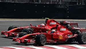 F1: Ferrari doma cíti šancu, favoritom Red Bull