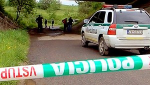 Nehybné telo pod mostom. Išlo o vraždu?