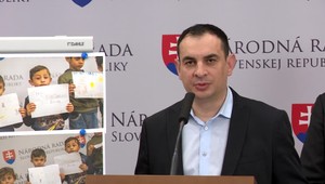 Škôlky pre rómske deti ako riešenie problému v osadách