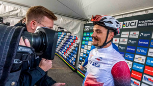 Do Montrealu prišiel ako masér, nakoniec štartoval na bicykli. Kováčik sa stal hitom internetu