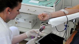 Pomoc v čase koronavírusu potrebujú aj akútni pacienti. Nebojte sa a darujte krv