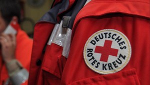 Vážna dopravná nehoda na juhu Nemecka. Viac ako desiatka detí skončila zranená