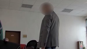 Kňaz roky čelil obžalobe zo zneužívania dievčaťa. Okresný súd ho oslobodil, ale pred senát sa postaví znova