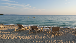 Chorvátsko zdraželo: Za ležadlá zaplatíte majetok, turisti radšej pijú pivo