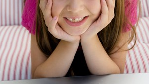 Každé šieste dieťa zdieľa svoje intímne fotografie. Často rodičia nič netušia