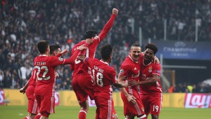 Brvno, brvno, tyčka, GÓL! Lahôdku ocenia patologickí počítačoví hráči