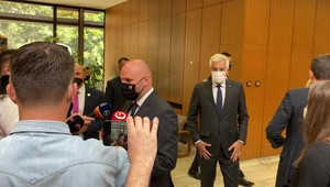 Zasiahne nás vlna utečencov z Afganistanu: Premiér Heger tvrdí, že táto téma bude na stole tak o mesiac. Sme pripravení?