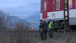 Na trati vyhasol život matky a jej 8-ročnej dcéry. Tragédia zasiahla celú obec