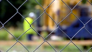 V Komárne na stavenisku zasiahol robotníka prúd, v nemocnici zomrel