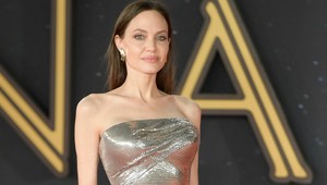 To mnohé vysvetľuje! Šialený jedálniček vychudnutej Angeliny Jolie!