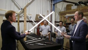 William a Harry si zahrali v kultovom Star Wars, z filmu ich ale vystrihli