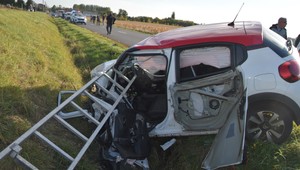 Tragédia pri Michalovciach: Autá skončili totálne zdemolované, zomrel mladý vodič