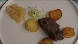 Hlavné jedlo: Zamierené z výšky