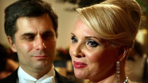 Zdenka Studenková sa pri Braňovi cíti ako princezná, nosí jej honosné dary