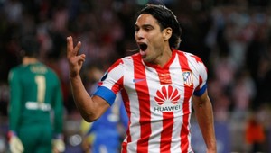 Druhý triumf Atlética Madrid v Európskom superpohári po hetriku Falcaa