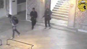 Za útokom v Tunise sú traja teroristi, jeden uniká