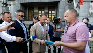 Policajti odovzdali petíciu ministrovi vnútra, žiadajú lepšie podmienky