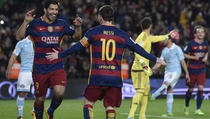 Messi so Suárezom zopakovali penaltu Johana Cruyffa