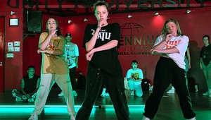 VIDEO: Dcéra Angeliny a Brada valcuje internet, pozrite na tie POHYBY!