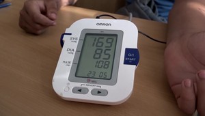 Na školách budú pracovať školskí zdravotníci. Ich mzdy zatiahne štát