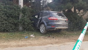 Vážna dopravná nehoda: Mladý vodič zrazil chodca kráčajúceho po chodníku