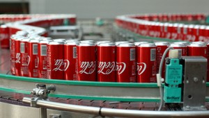 Zálohový systém pomôže spoločnosti Coca-Cola uzavrieť kruh života nápojových obalov