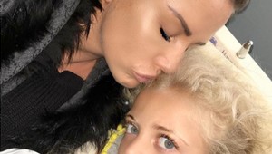 Hejteri sa pustili do známej sexbomby: Šialené, že TOTO dovolí 13-ročnej dcére!