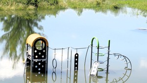 Naďalej na Slovensku platia výstrahy pred povodňami