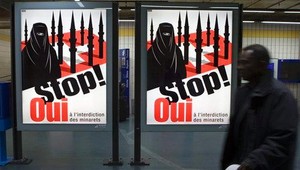 Svätá stolica odmieta švajčiarsky zákaz minaretov