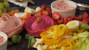 Enormné plytvanie potravinami: Na jedlo najviac míňame, ale ním aj najviac plytváme