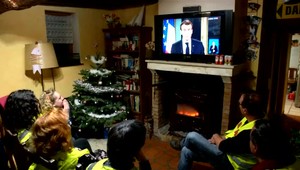 Sľub žltým vestám. Francúzsky prezident chce upraviť minimálnu mzdu aj dane