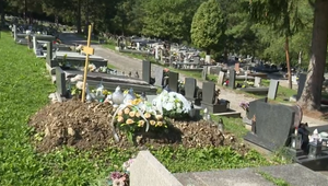 Tridsať rokov si platil za hrobové miesto, teraz v ňom pochovali cudzieho nebožtíka
