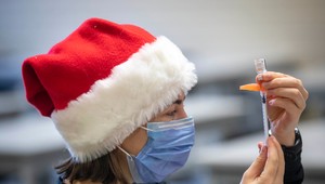 Vyhlásenie odborníkov: 7 odporúčaní pre pokojné Vianoce a zvládnutie omikronu