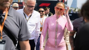 Zamračená a úplne ZLE oblečená: Toľko hejtu Jennifer Lopez dávno nedostala