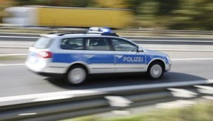 Ohlásila vraždu muža, no potrebovala len odtiahnuť auto spred garáže