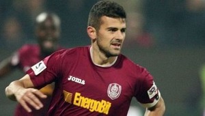 VIDEO: Obranca CFR Kluž Cadú s deväťzápasovým dištancom