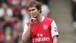 Hleb z Arsenalu do Barcelony!