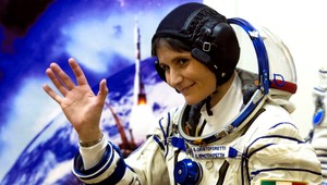 Stopárov sprievodca galaxiou je na ISS, táto žena na to mala ŠPECIÁLNY dôvod