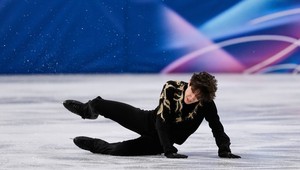 Adam HAGARA vo finále voľných jázd dvakrát spadol