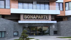 Alena Zs. mala Zoltána A. požiadať, aby upratal stopy po firme Bašternáka, píše Denník N