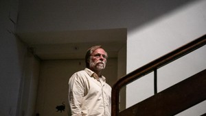 Na plátnach kín ožíva téma premlčaných ťažkých zločinov! V hlavnej úlohe Karel Roden