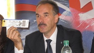 Nemeček ohlásil abdikáciu! Ak nebude zvolaný mimoriadny kongres