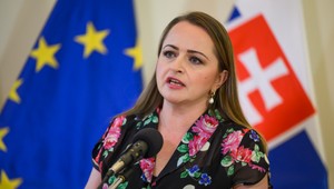 Predsedkyňou konfederácie odborových zväzov zostáva Monika Uhlerová