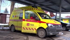 Záchranky bez lekárov. Ľudia podpisujú petície proti rozhodnutiu ministerstva