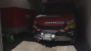 Hasiči čelia útokom: Pri zásahoch ich ohrozujú kameňmi